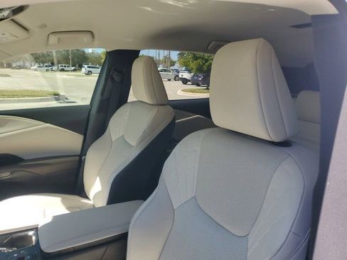 Used 2023 Lexus RX 350 FWD w/ Accessory Package (Z1) image 18