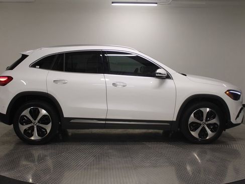 Certified 2026 Mercedes-Benz GLA 250 image 8
