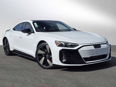 New 2026 Audi S e-tron GT Prestige image 1