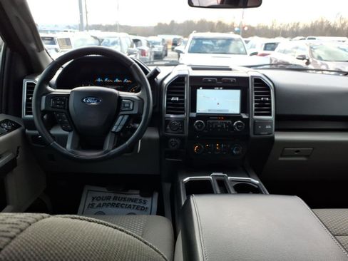 Used 2017 Ford F150 XLT w/ Equipment Group 302A Luxury image 11