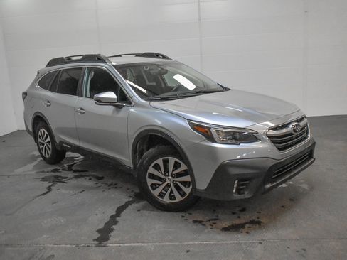 Used 2020 Subaru Outback Premium w/ Popular Package #1 image 1