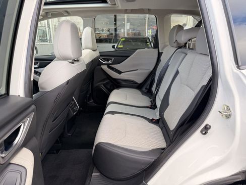 Used 2019 Subaru Forester Premium image 30