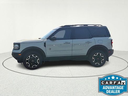Used 2022 Ford Bronco Sport Outer Banks w/ Tech Package AWD/4WD image 3
