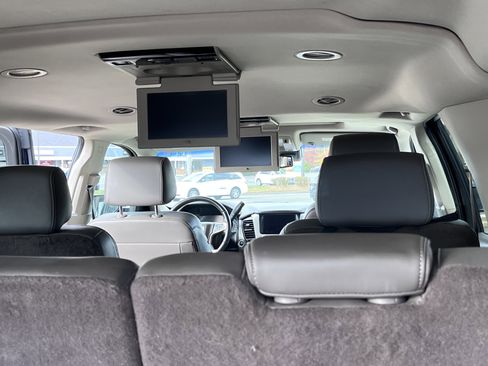 Used 2017 GMC Yukon XL Denali w/ Open Road Package image 34