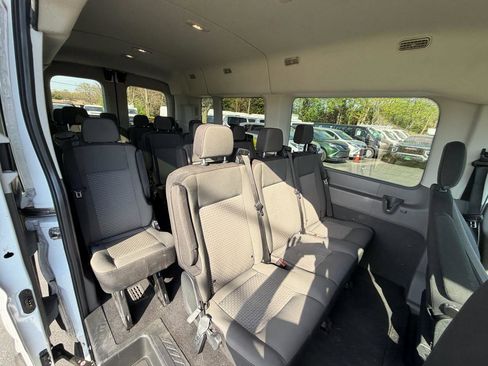 Used 2024 Ford Transit 350 XLT RWD image 27