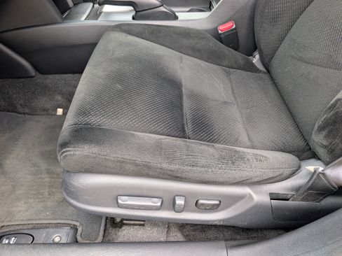 Used 2011 Honda Accord EX image 10