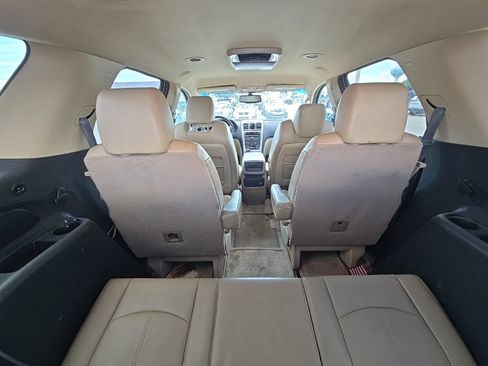 Used 2011 GMC Acadia SLT AWD/4WD image 14