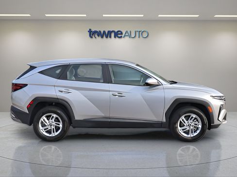 Used 2026 Hyundai Tucson SE AWD/4WD image 6