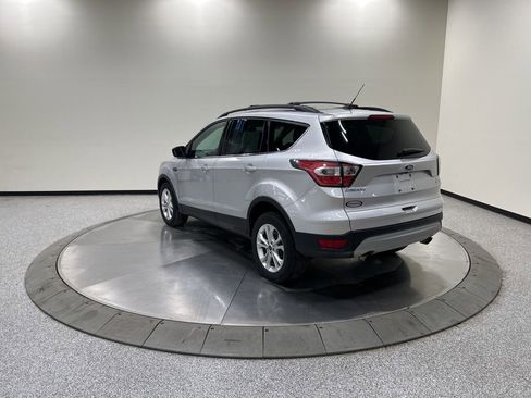 Used 2017 Ford Escape SE w/ Equipment Group 201A image 8