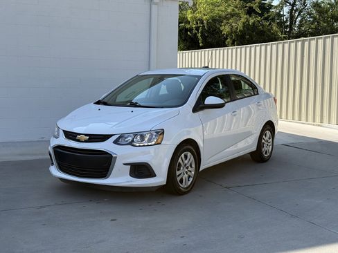 Used 2020 Chevrolet Sonic LS image 3