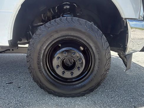 Used 2019 Ford F350 XL w/ Power Equipment Group image 24