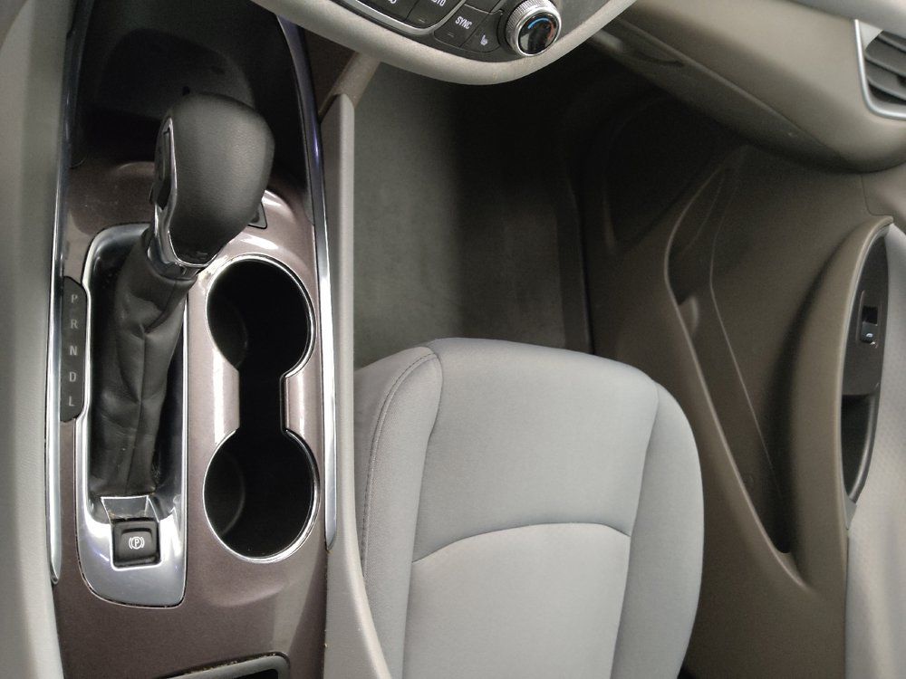 Used 2023 Chevrolet Malibu LT FWD image 26