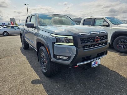 New 2025 Nissan Frontier PRO-4X w/ Pro Premium Package