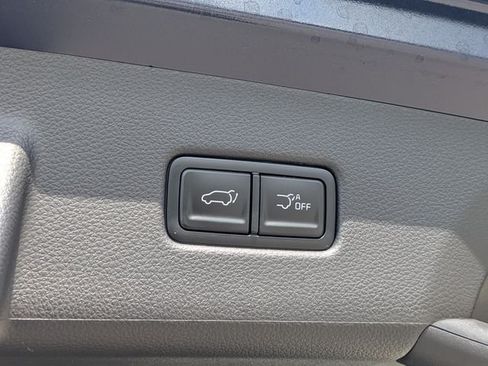 New 2027 Kia Carnival EX FWD image 14