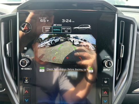 Used 2025 Subaru Forester Limited w/ Popular Package #2 image 32