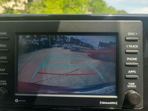 Certified 2021 Toyota RAV4 XLE FWD image 19