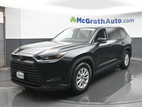 Used 2025 Toyota Grand Highlander AWD image 21