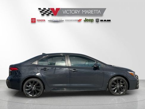 Used 2023 Toyota Corolla SE image 6