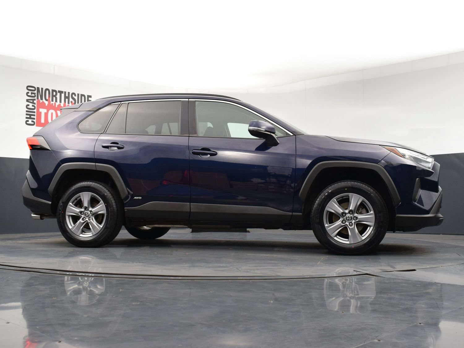 Used 2022 Toyota RAV4 XLE AWD/4WD image 27