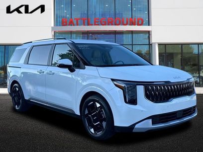Certified 2025 Kia Carnival EX