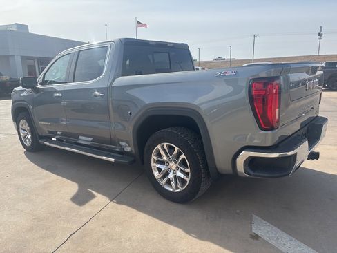 Used 2019 GMC Sierra 1500 SLT w/ SLT Premium Plus Package image 4