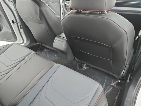 New 2026 Volkswagen Jetta GLI Autobahn FWD image 11