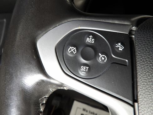 Used 2021 Chevrolet Colorado LT w/ Fleet Safety Package RWD image 17