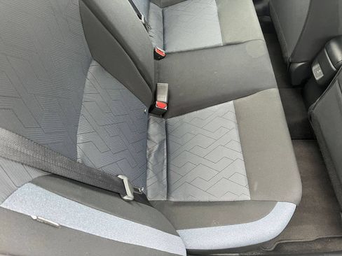 Used 2025 Nissan Versa SV FWD image 37