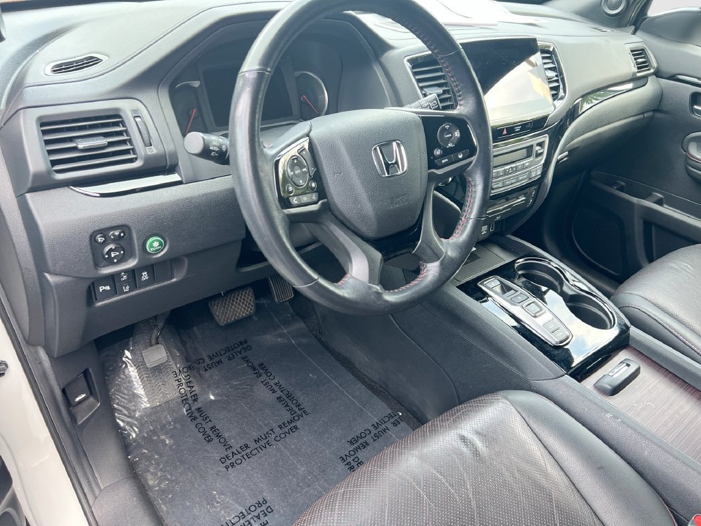 Used 2021 Honda Pilot Black Edition image 31