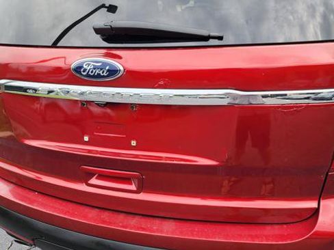 Used 2013 Ford Explorer XLT AWD/4WD image 7
