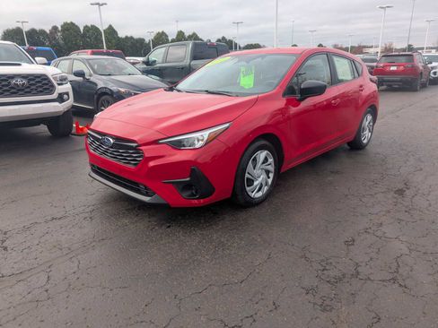 Used 2025 Subaru Impreza 2.0i image 3