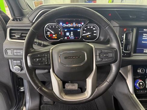 Used 2021 GMC Yukon XL Denali w/ Denali Ultimate Package image 24