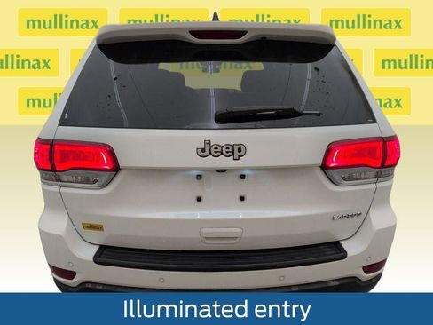 Used 2021 Jeep Grand Cherokee Laredo image 31