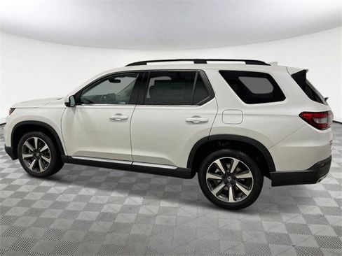 New 2025 Honda Pilot Elite image 6