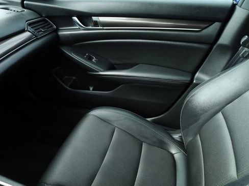 Used 2021 Honda Accord Sport image 16