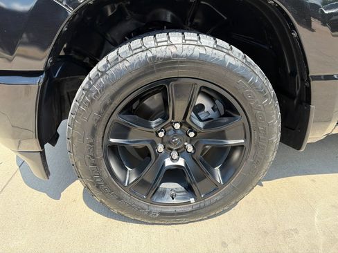 Used 2024 RAM 1500 Lone Star AWD/4WD image 10