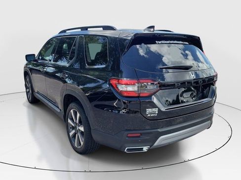 Certified 2023 Honda Pilot Touring image 34