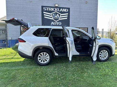Used 2026 Toyota Grand Highlander AWD Hybrid image 27