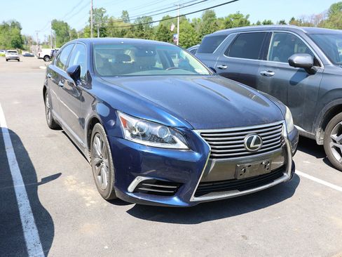Used 2013 Lexus LS 460 AWD w/ Comfort Pkg image 1