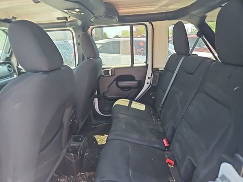 Used 2021 Jeep Wrangler Unlimited Sport image 14