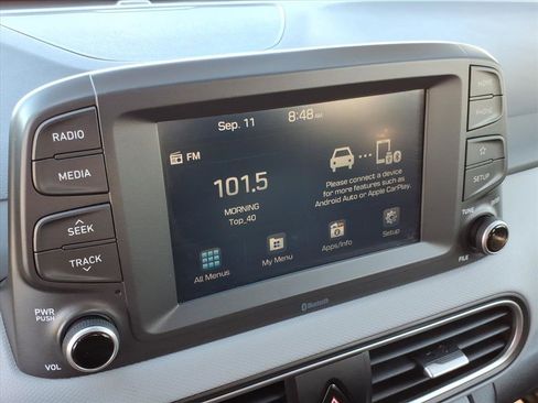 Used 2021 Hyundai Kona SE image 21