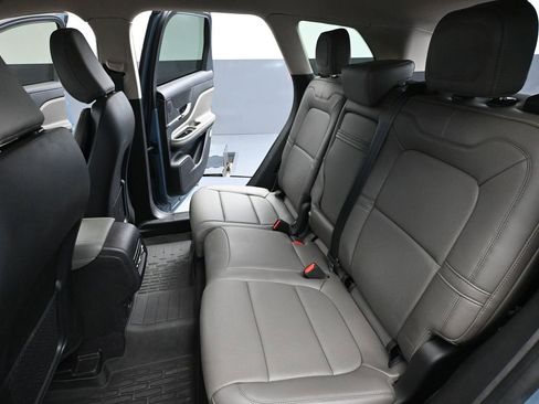 Used 2023 Lincoln Corsair Reserve w/ Jet Appearance Package image 39