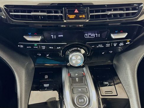 Used 2023 Acura MDX SH-AWD image 15
