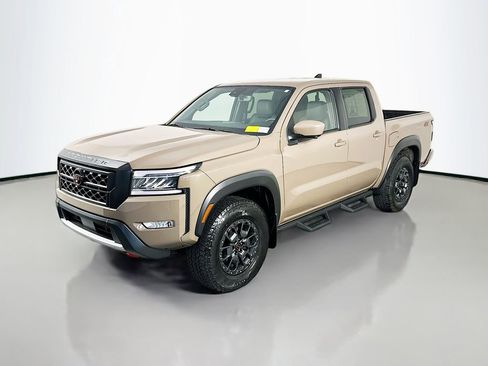 Used 2023 Nissan Frontier PRO-4X w/ Pro-4X Premium Package AWD/4WD image 3