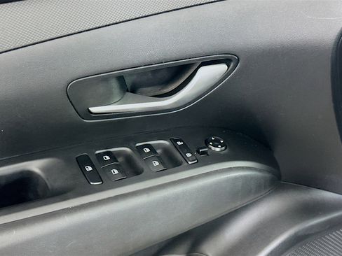 Used 2023 Hyundai Tucson SEL FWD image 15