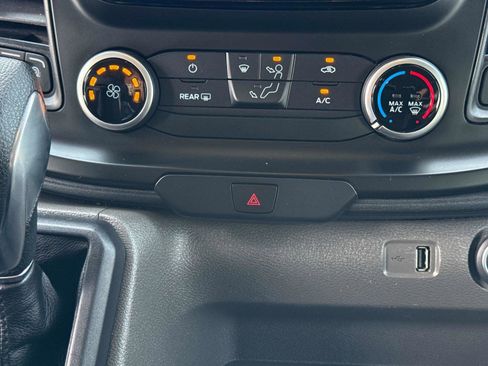 Used 2021 Ford Transit 350 XLT image 22