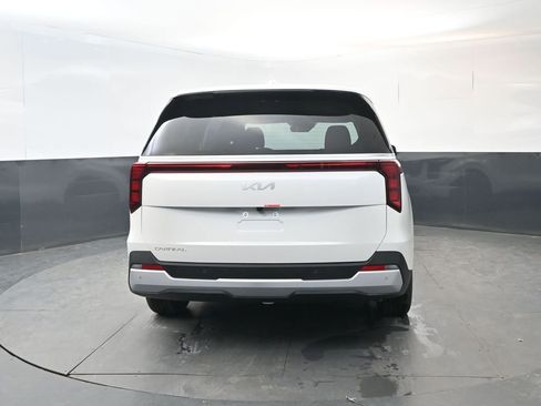 New 2026 Kia Carnival LX FWD image 4