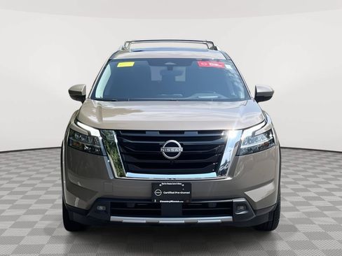 Certified 2024 Nissan Pathfinder Platinum w/ Lighting Package (N93) AWD/4WD image 3