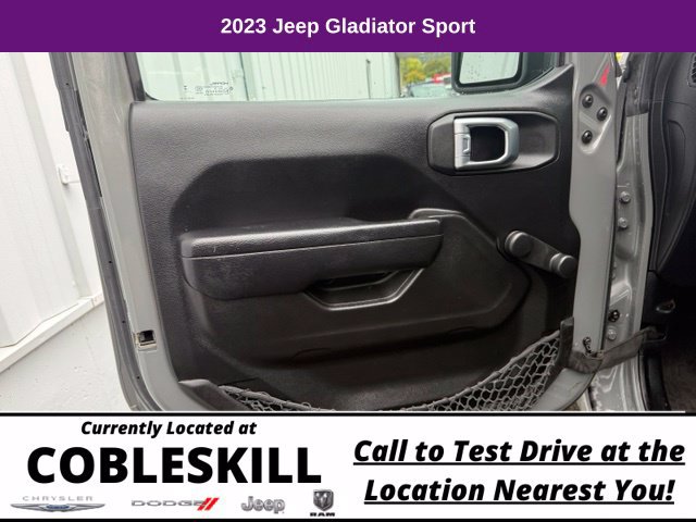 Used 2023 Jeep Gladiator Sport w/ Trailer Tow Package AWD/4WD image 8