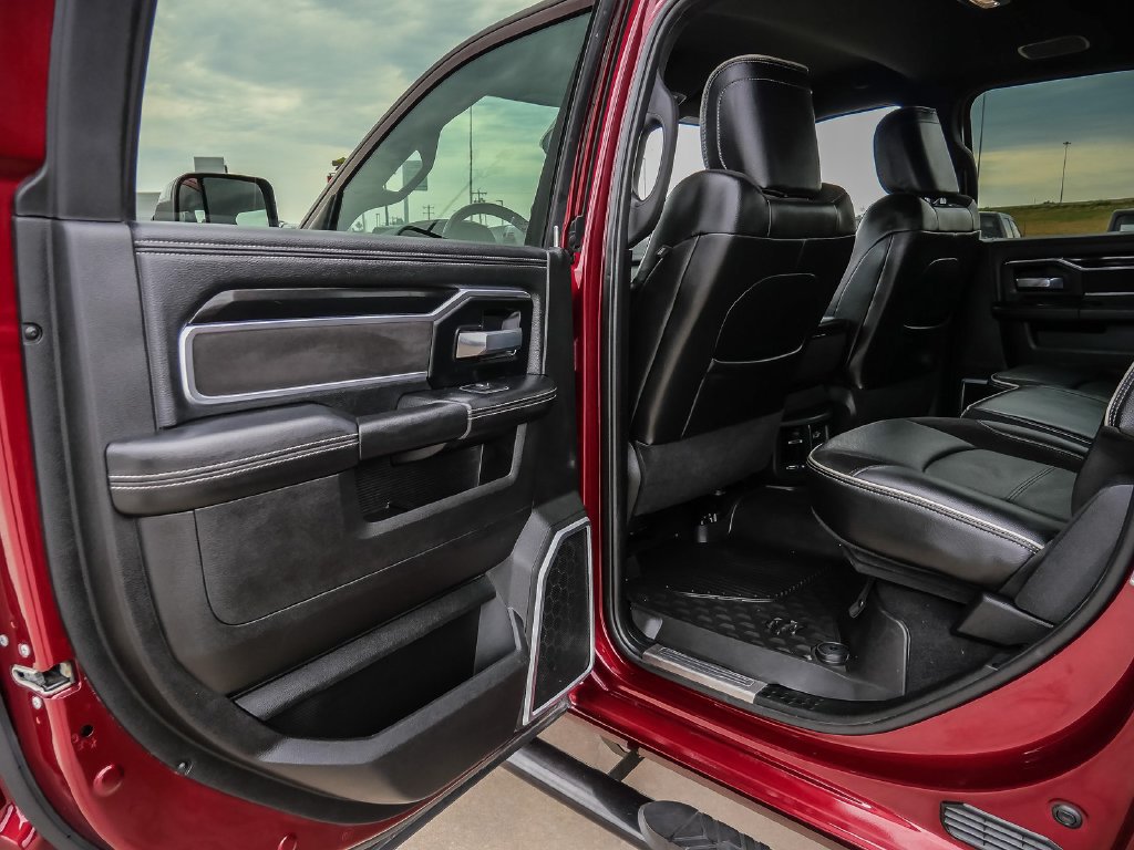Used 2022 RAM 2500 Laramie w/ Night Edition AWD/4WD image 28